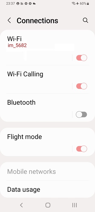 Wi-Fi Calling and Airplane (Flight) mode activated together on Android.