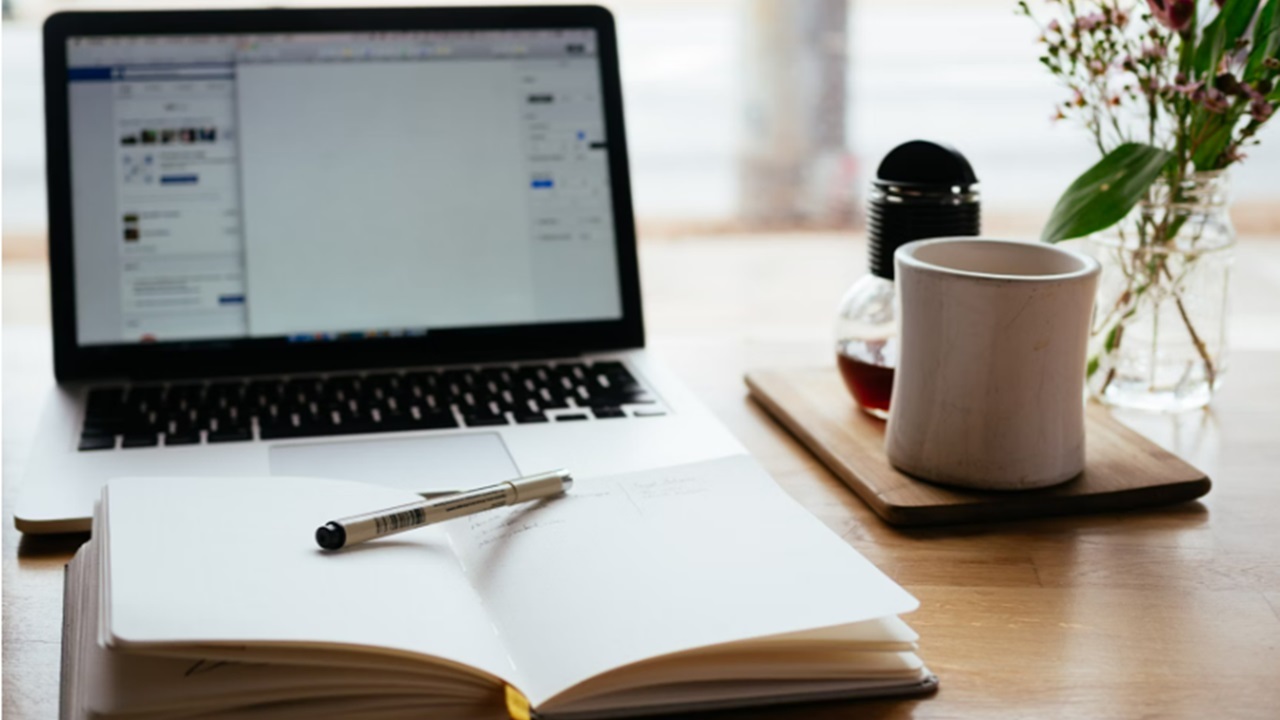 6 Free Scrivener Alternatives to Manage Writing Projects