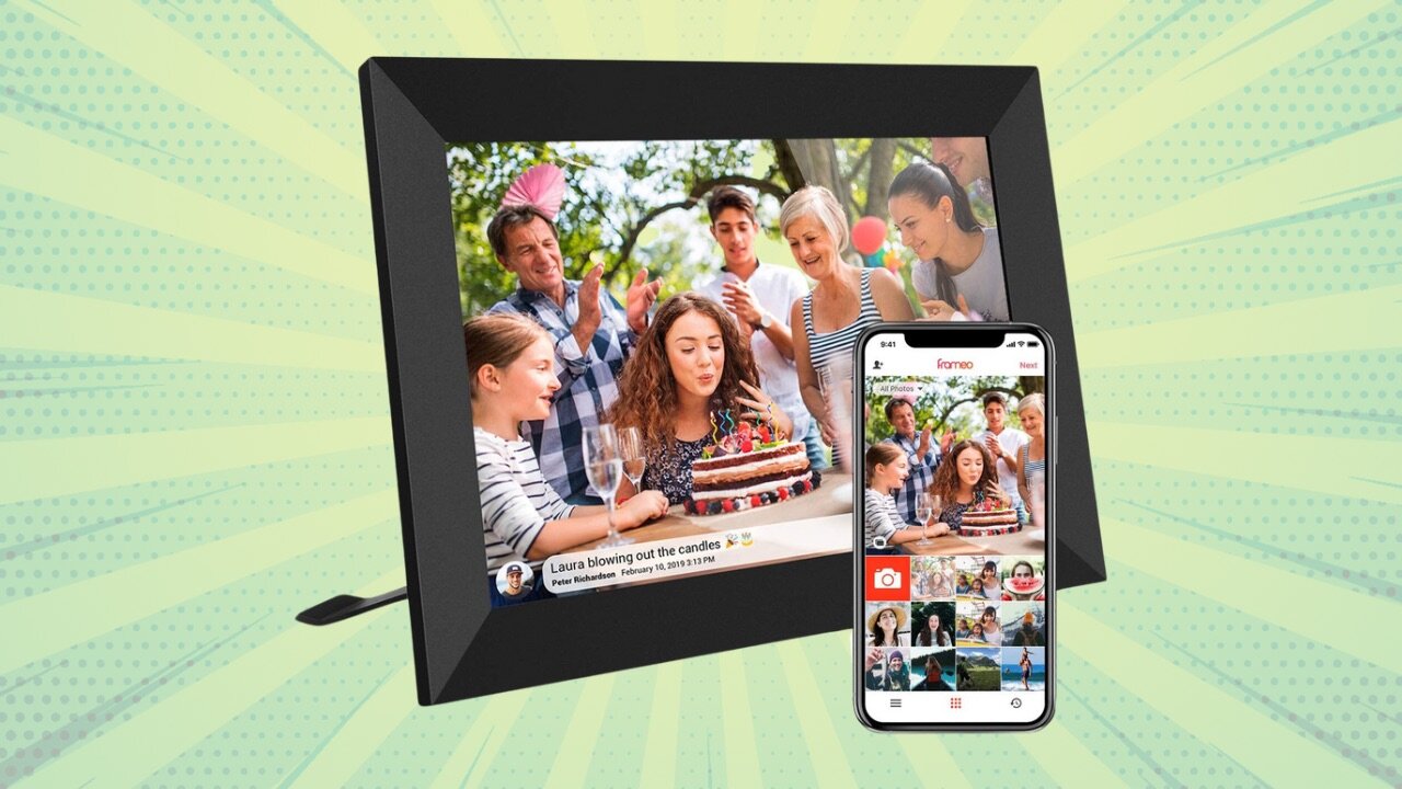 Frameo Smart Digital Photo Frame Featured 2