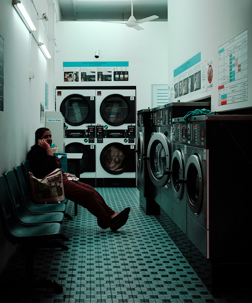 Laundry Machines Security Bug Man Waiting