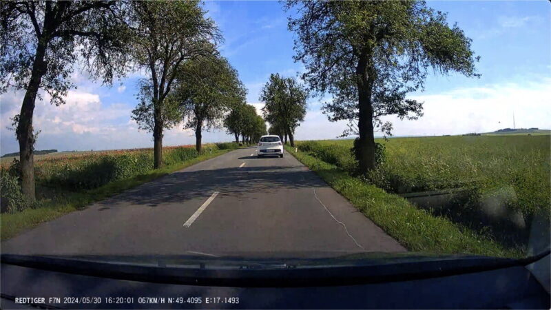 Redtiger Front Camera