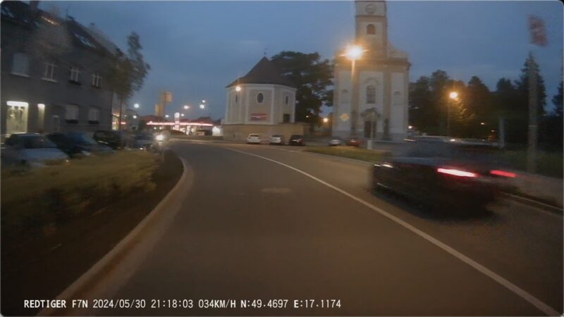 Redtiger Rear Camera Night