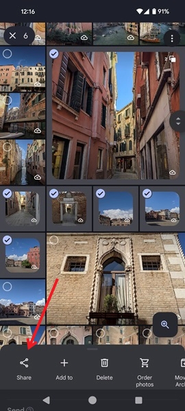 Tapping on Share icon in Google Photos app.