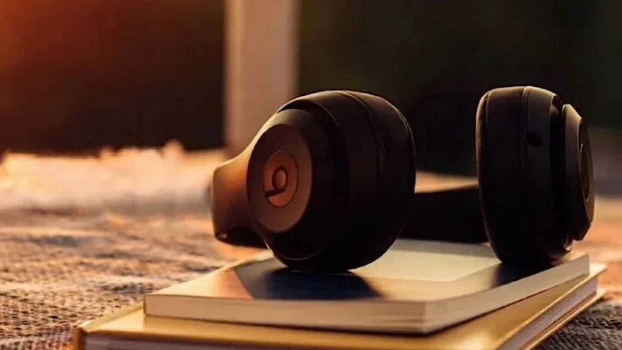 Beats Studio3 Headphones Featured 2