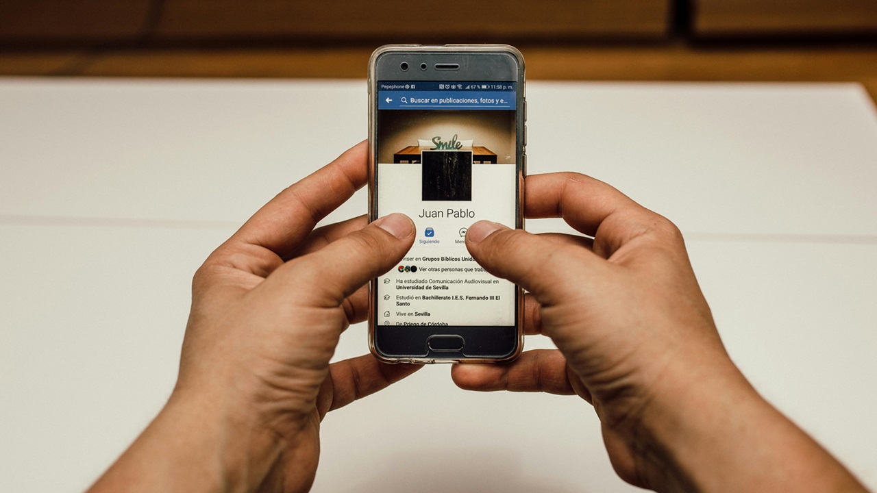 How to Tag Someone on Facebook