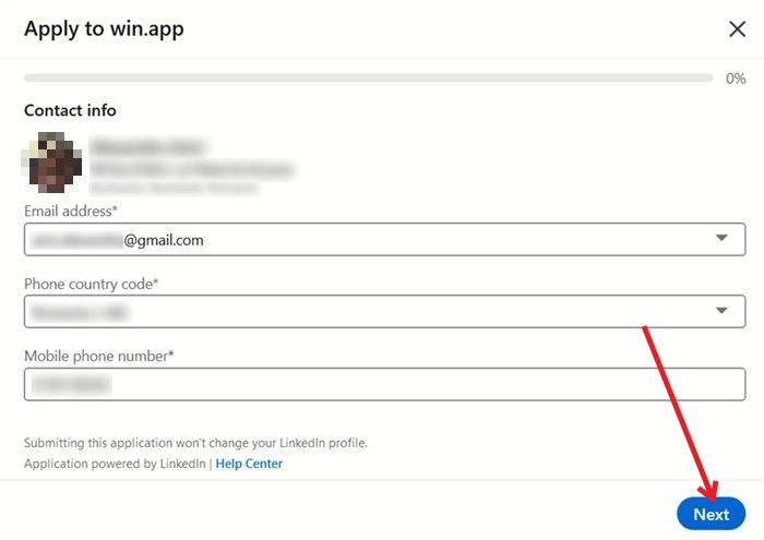Pressing "Next" to share details with recruiter in LinkedIn on PC.