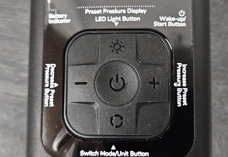 Buttons on the Syncwire portable inflator.