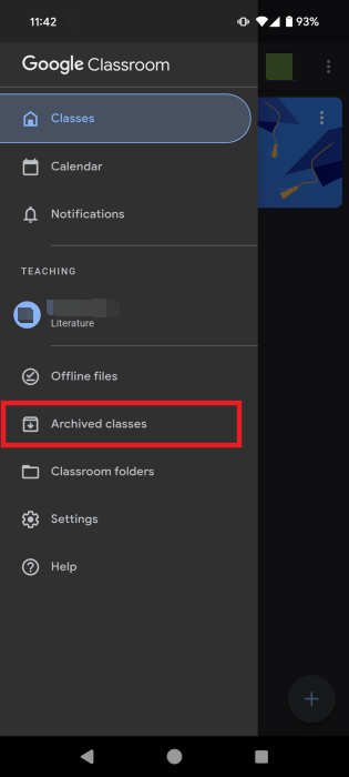 Tapping on "Archived classes" option in Google Classroom app on Android.