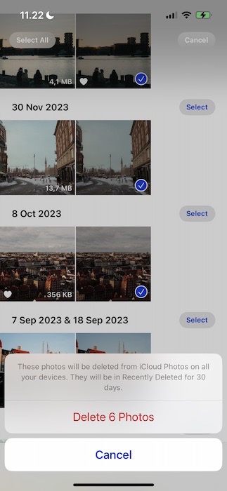 Confirm that you want to delete duplicate images in the iOS Photos app