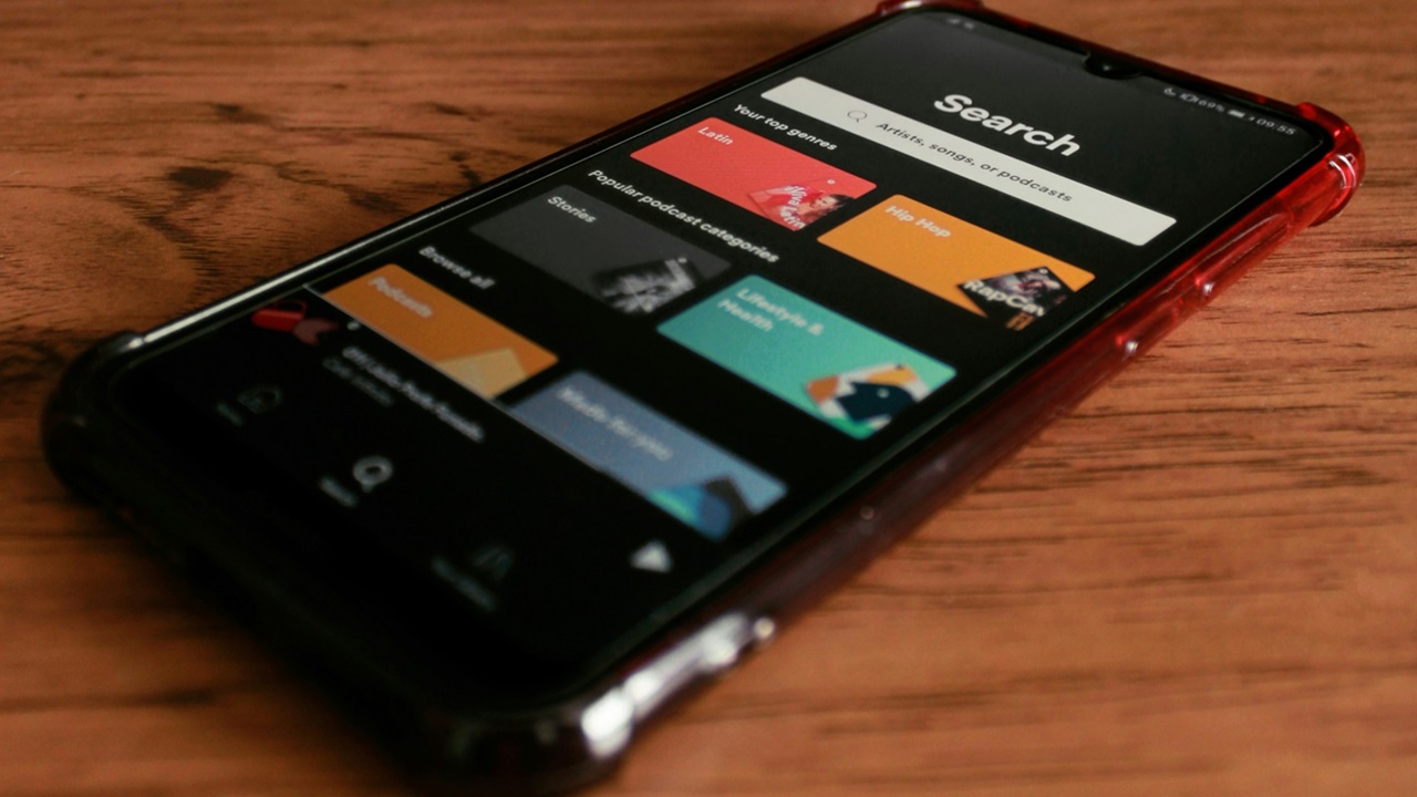 How to Create a Podcast Playlist on Spotify