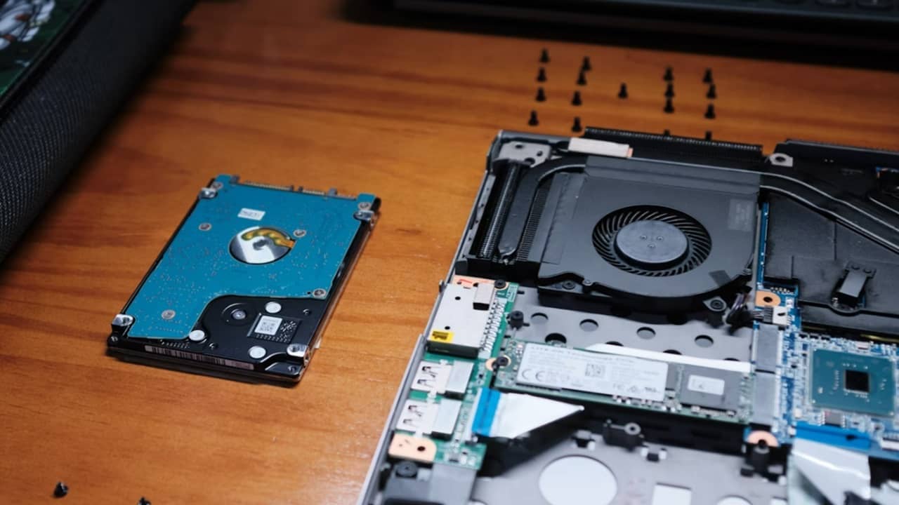 6 Ways to Check Hard Disk Health in Windows