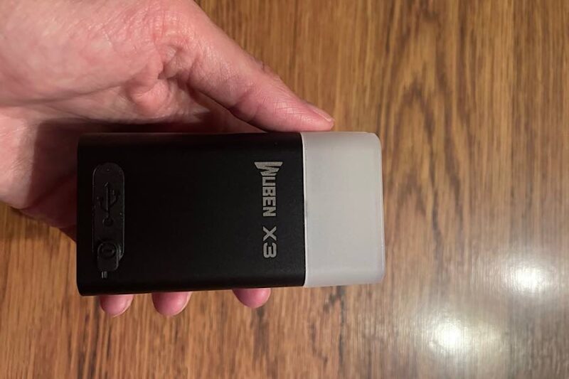 Wuben Keychain Flashlight Charging Case Closed