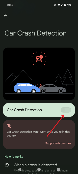 Enabling "Car Crash Detection" option in Android Personal Safety app.