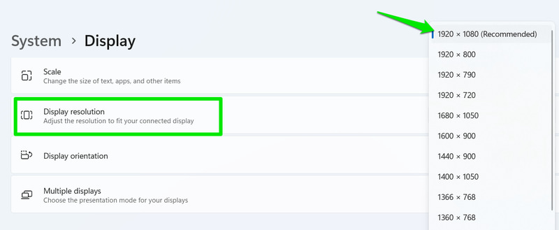 Windows display settings with screen resolution choices