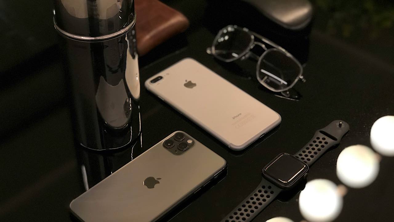 Iphone Reboot Other Phones Featured