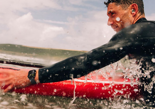 Apple Watch Series 10 In Water