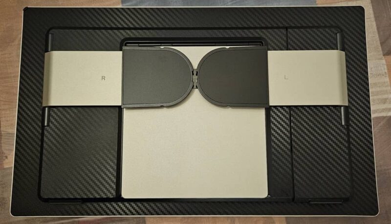 Cevaton S6 156 Laptop Triple Screen Extender folded together.