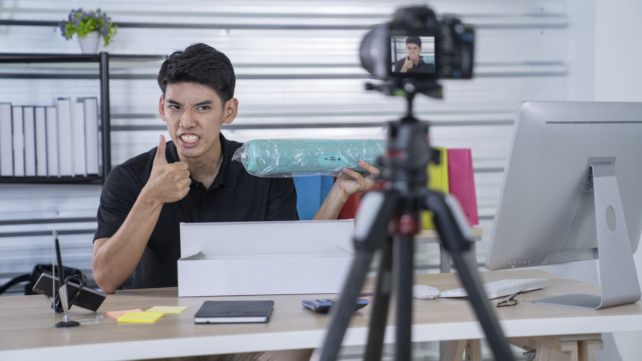 7 Practical Ways to Use ChatGPT for YouTube Content Creation