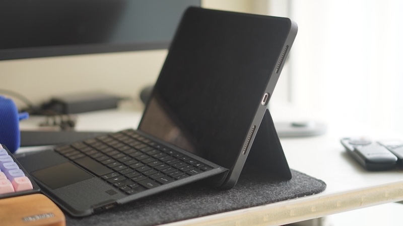 Ipad Kickstand On The Case