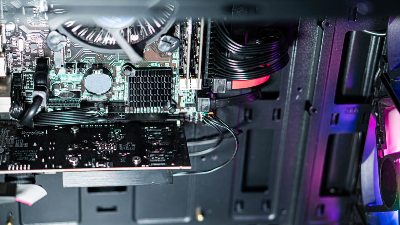 Why PC Components Don’t Match Manufacturer Claims (and How to Find the Truth)