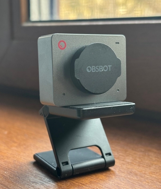 Accessories for the Obsbot Meet 2 webcam.