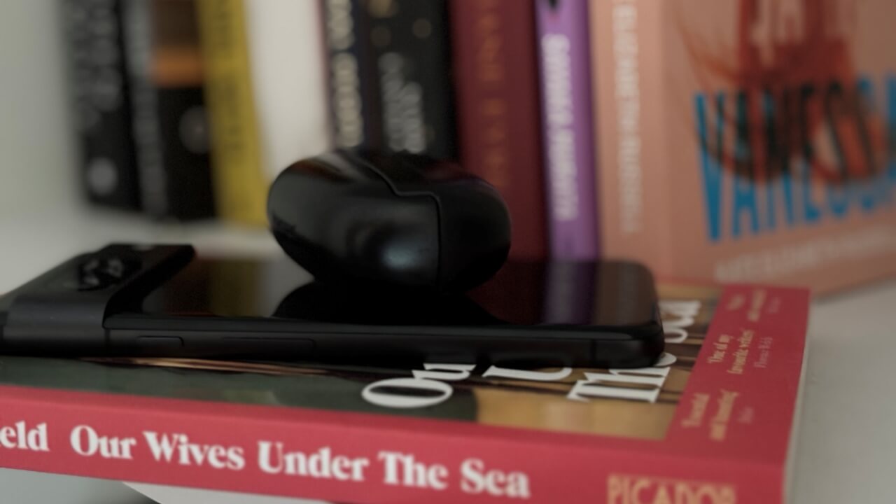 Turn Your Phone Into a Power Bank With Reverse Charging