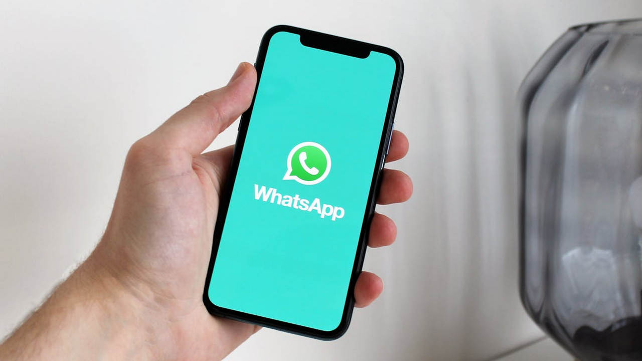 Whatsapp App Launching On A Phone