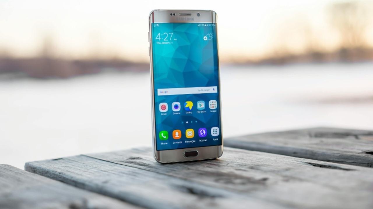 How to Easily Customize an Android Phone Without Rooting