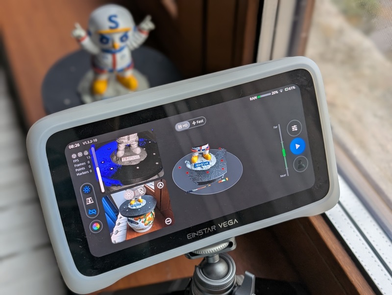 Einstar Vega view preparing to scan.