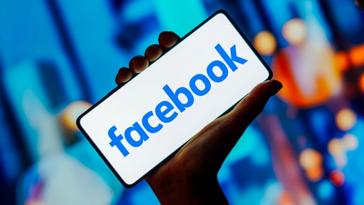 Why Your Facebook Displays a Different Language