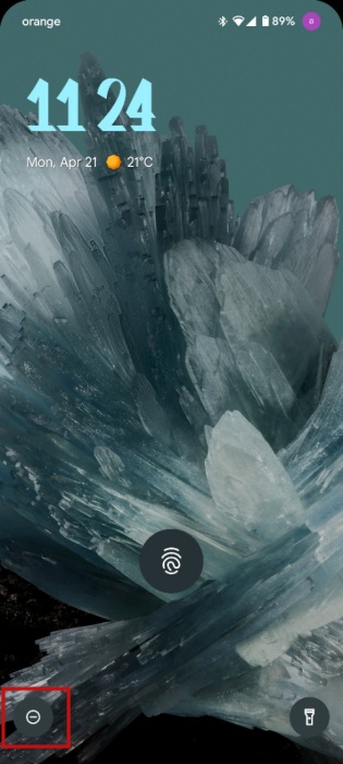 DND shortcut view at lock screen on Pixel. 
