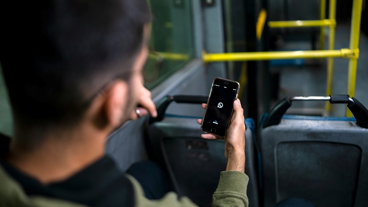 Generate Whatsapp Profile Featured