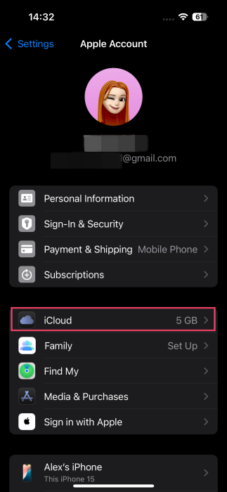 Selecting iCloud option in iPhone Settings.
