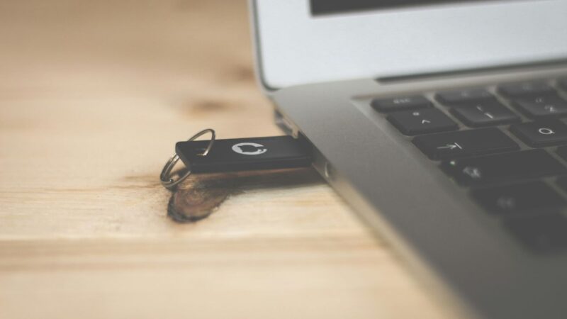 How To Repair A Corrupted Usb Drive In Linux Feature Image