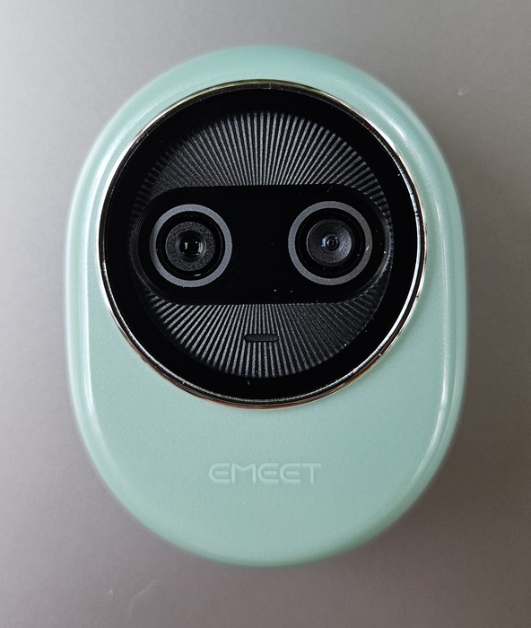 Cute face on EMEET Piko+ webcam