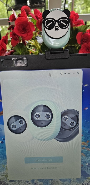 EMEET Piko+ with software.