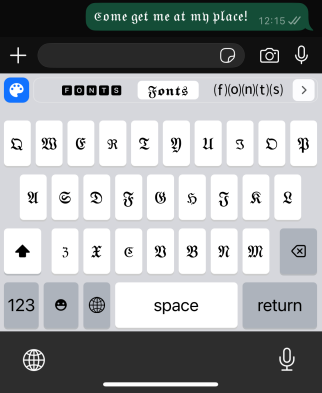 Message using custom font from Fontix keyboard on iPhone.