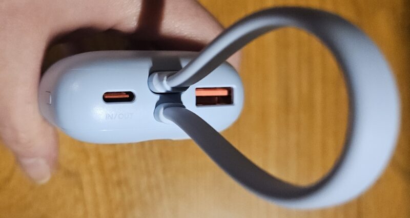 Ports on the K1 power bank.