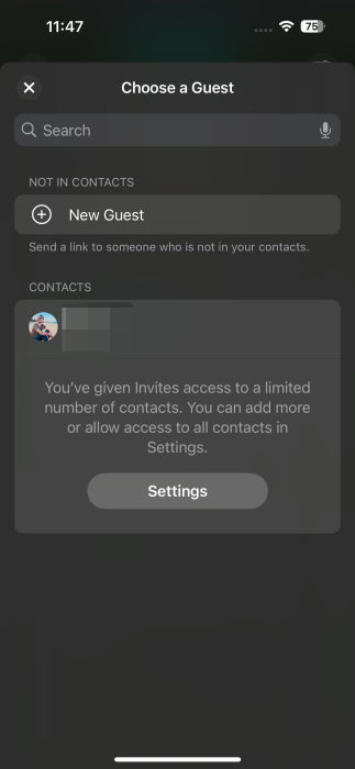 Choosing a guest to send a one-time link to event via Invites app on iPhone. 