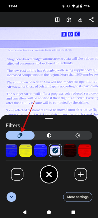 Adding filters to magnified text using Google Magnifier app,