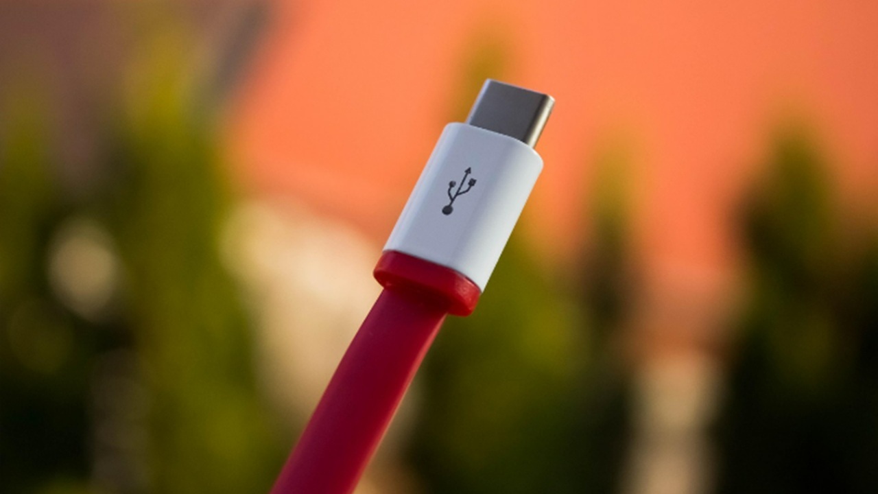 How to Choose USB-C Cables and Chargers for Your Device