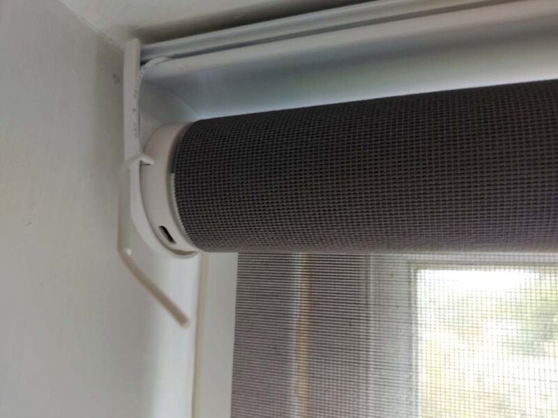 Smartwings Roller Blinds Charging Port 2