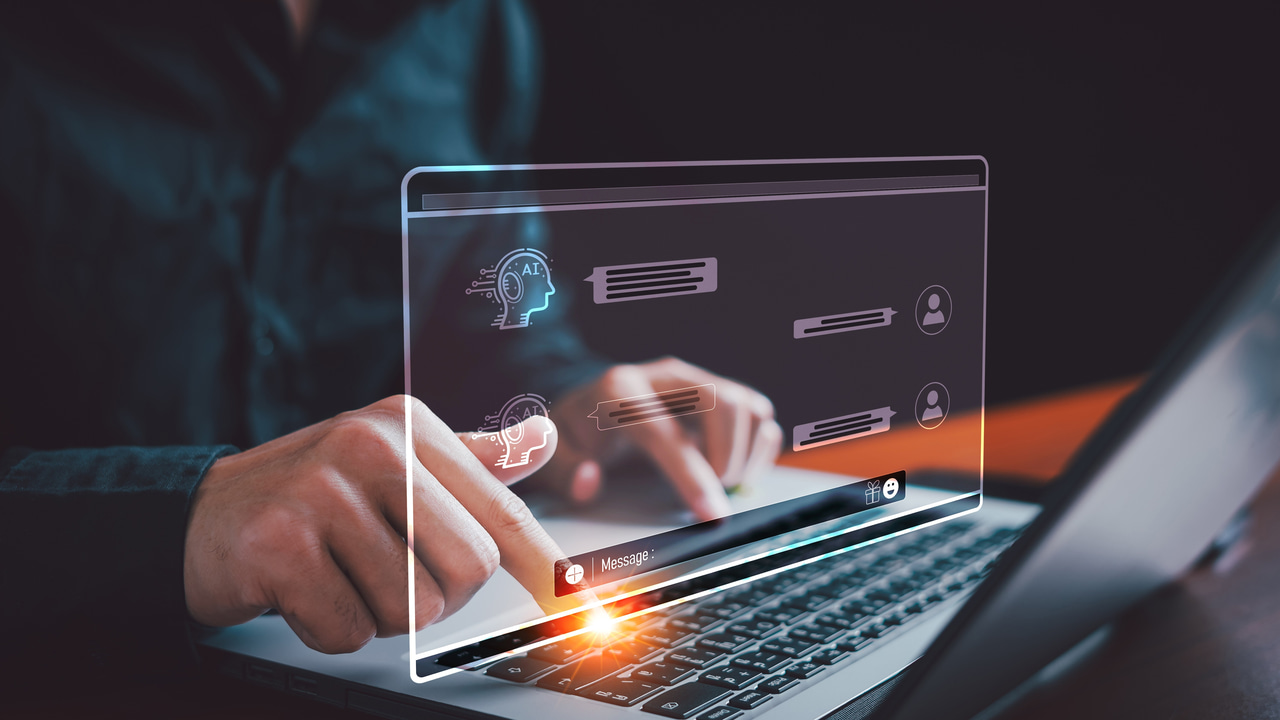 These Tools Can Help You Create the Perfect Text Prompts For AI Chatbots