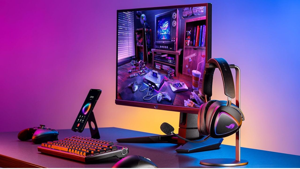 Asus Rog Delta Ii Headset On Desk