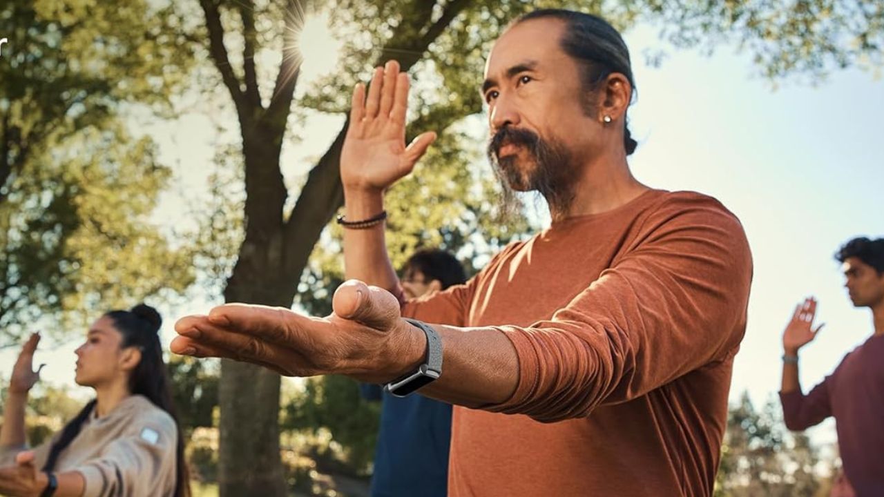 Man Wearing Fitbit Charge 6