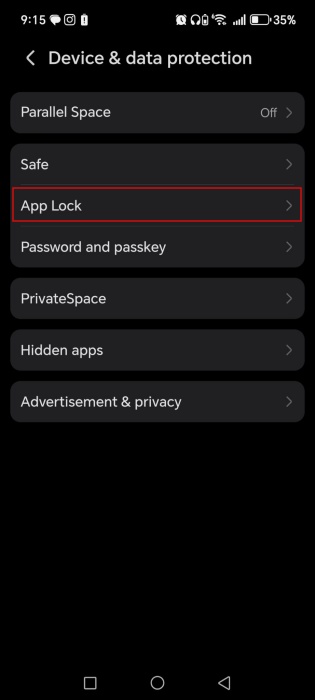 Selecting "App Lock" in Honor phone. 