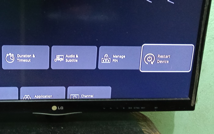 "Restart device" menu on smart TV.