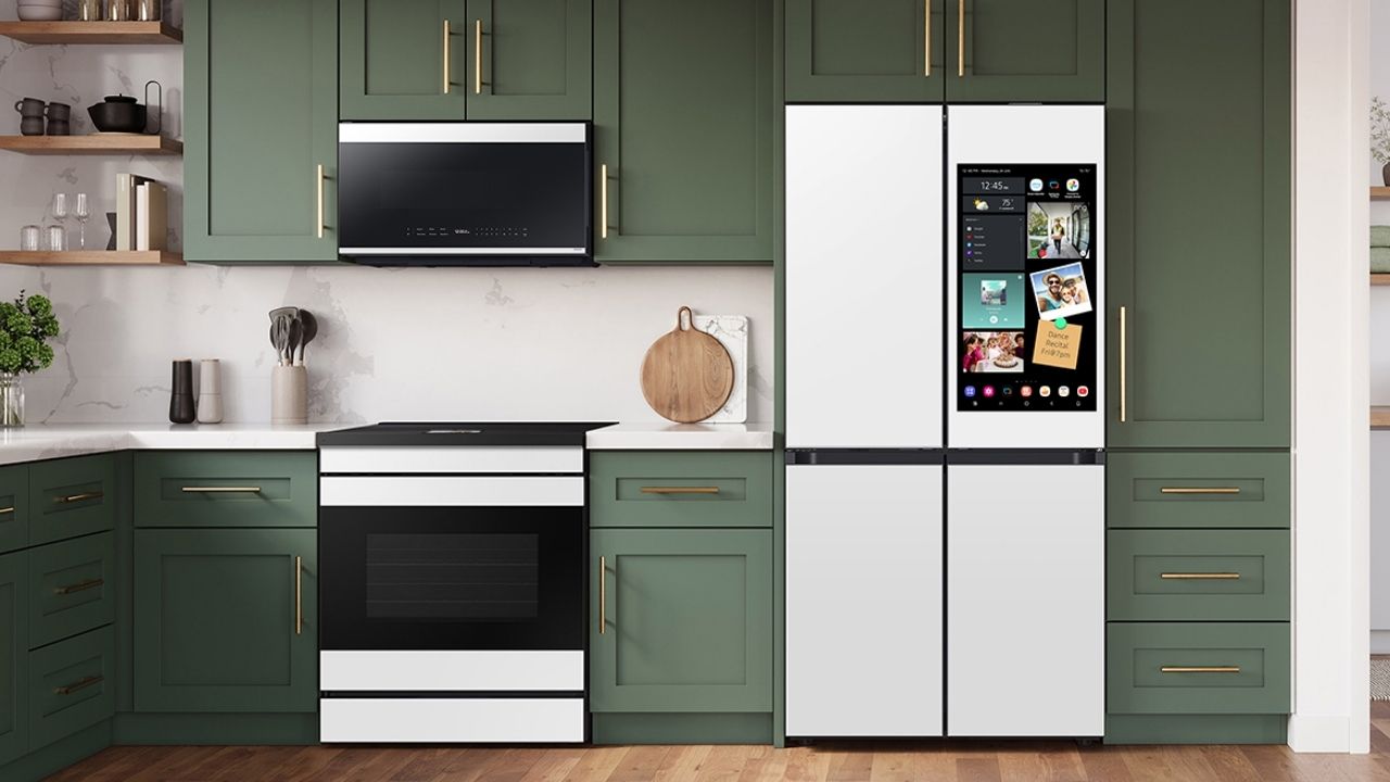 Why Samsung Forcing Ads Into Your Fridge Is a Big Deal