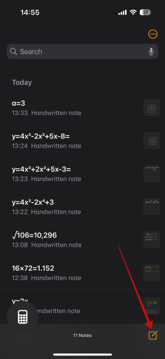 Tapping on "New note" symbol in Calculator app on iPhone.