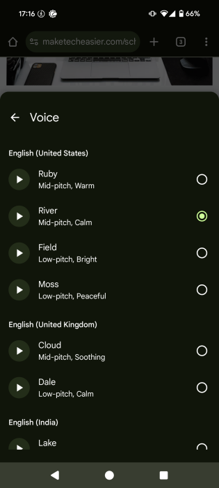 Selecting another voice to read articles out loud in Chrome on Android. 